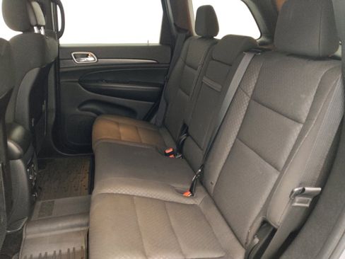 Used 2018 Jeep Grand Cherokee Laredo AWD/4WD image 18