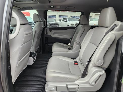Used 2019 Honda Odyssey EX-L image 12