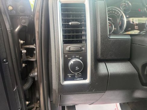 Used 2018 RAM 2500 Power Wagon w/ Luxury Group AWD/4WD image 26