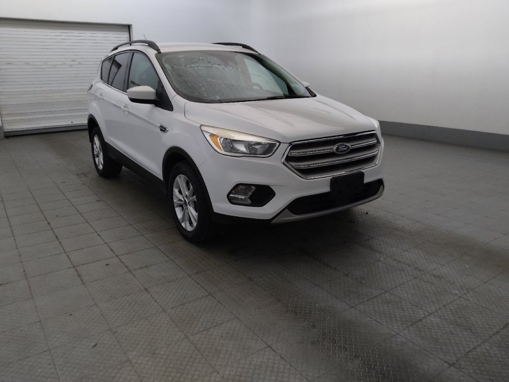 Used 2018 Ford Escape SE w/ Ford Safe & Smart Package AWD/4WD image 13