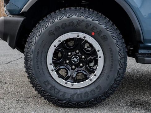 Used 2024 Ford Bronco Outer Banks w/ Sasquatch Package image 28