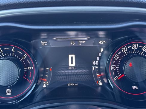 Used 2021 Dodge Challenger SXT w/ Blacktop Package image 11