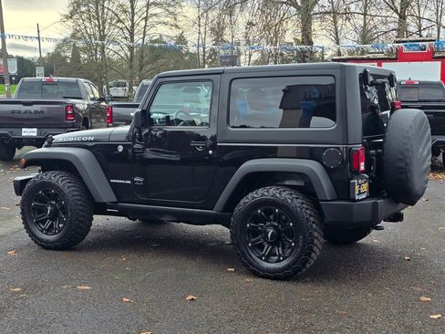 Used 2012 Jeep Wrangler Rubicon w/ Dual Top Group image 27