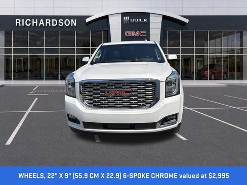Used 2020 GMC Yukon Denali w/ Denali Ultimate Package AWD/4WD image 3