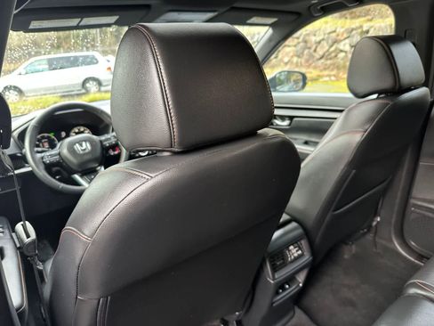 Used 2024 Honda CR-V Sport Touring image 10
