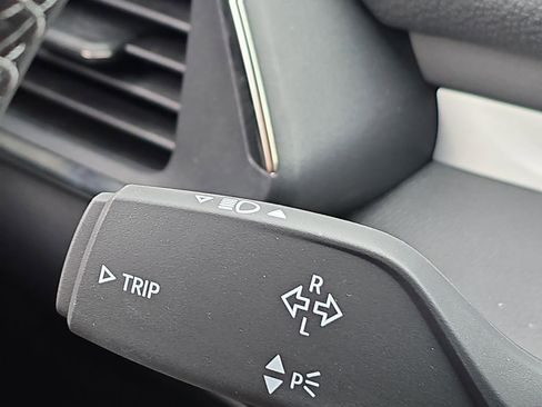 New 2025 VinFast VF 8 Plus AWD/4WD image 35