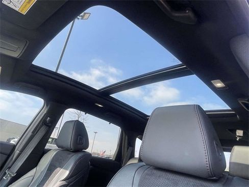 Used 2023 Acura MDX A-Spec image 15