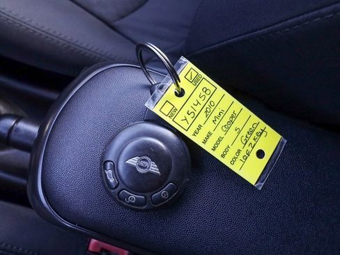 Used 2010 MINI Cooper S image 12