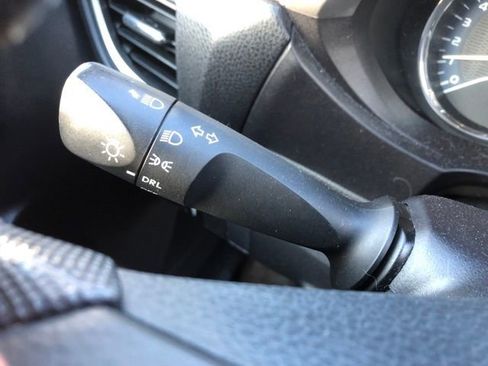 Used 2014 Toyota Corolla LE image 42