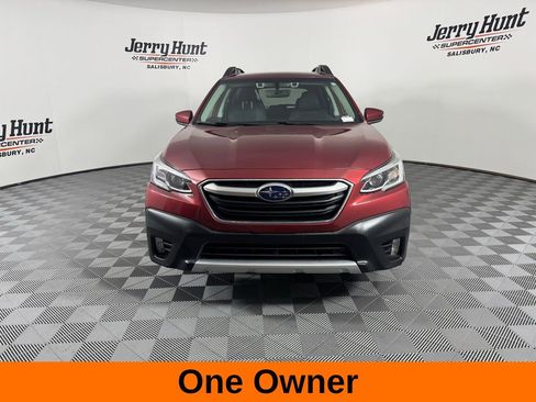 Used 2022 Subaru Outback Limited image 4