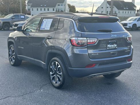 Used 2023 Jeep Compass Limited image 5