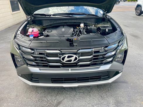 Used 2025 Hyundai Tucson SEL FWD image 16