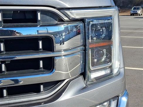 Used 2022 Ford F150 Lariat w/ Equipment Group 502A High image 9