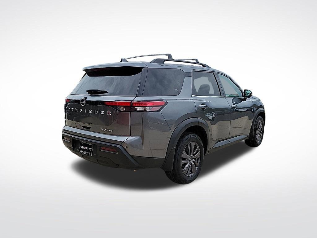 Used 2022 Nissan Pathfinder SV AWD/4WD image 4