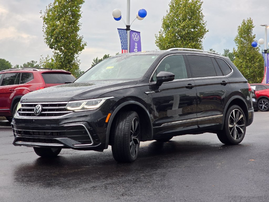 Used 2024 Volkswagen Tiguan SEL R-Line AWD/4WD image 22
