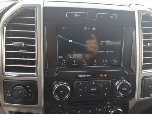 Used 2017 Ford F250 Lariat w/ Chrome Package image 15