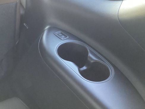 Used 2024 Nissan Armada Platinum w/ Captain's Chairs Package image 17