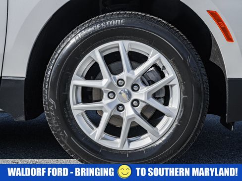 Used 2022 Chevrolet Equinox LT image 19