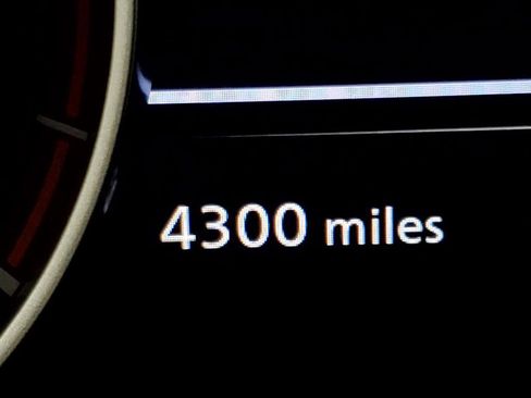 Used 2024 Nissan Rogue S image 14