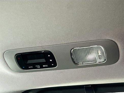 Used 2024 Honda Odyssey Touring image 27