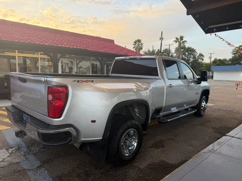 Used 2021 Chevrolet Silverado 3500 LT w/ Texas Edition AWD/4WD image 5