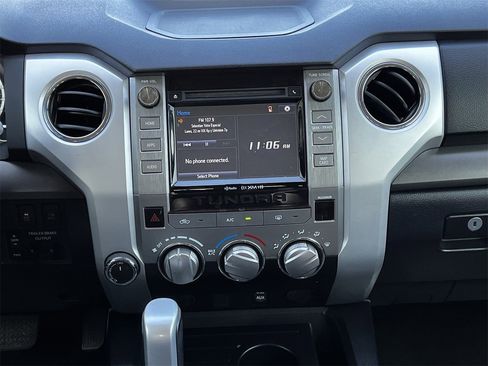 Used 2017 Toyota Tundra SR5 image 15