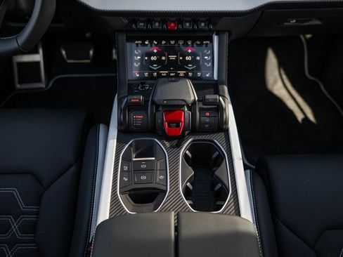 New 2026 Lamborghini Urus SE image 31