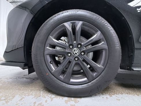 Certified 2025 Toyota Sienna XSE w/ XSE Plus Package AWD/4WD image 9