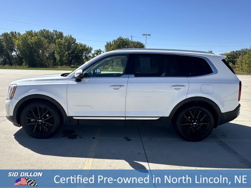 Used 2020 Kia Telluride SX w/ SX Prestige Package image 2
