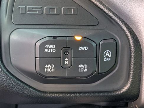 Used 2022 RAM 1500 Laramie image 26