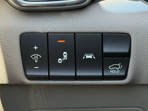 Used 2020 Kia Sportage EX w/ EX Technology Package FWD image 17