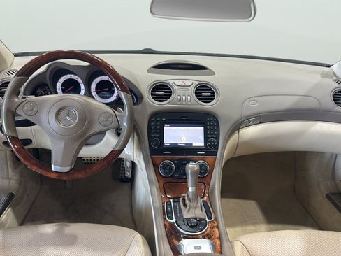 Used 2009 Mercedes-Benz SL 550 image 24