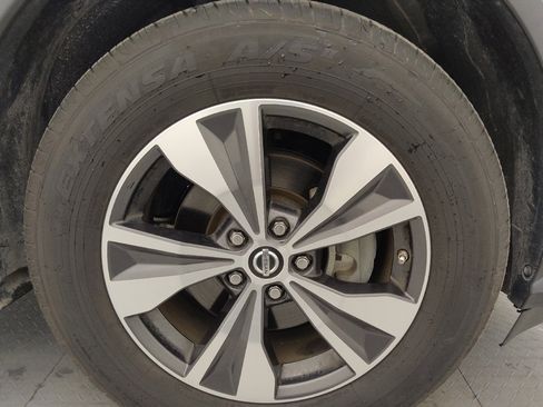 Used 2019 Nissan Murano SV image 31