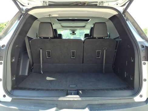 Used 2021 Chevrolet Traverse RS AWD/4WD image 21