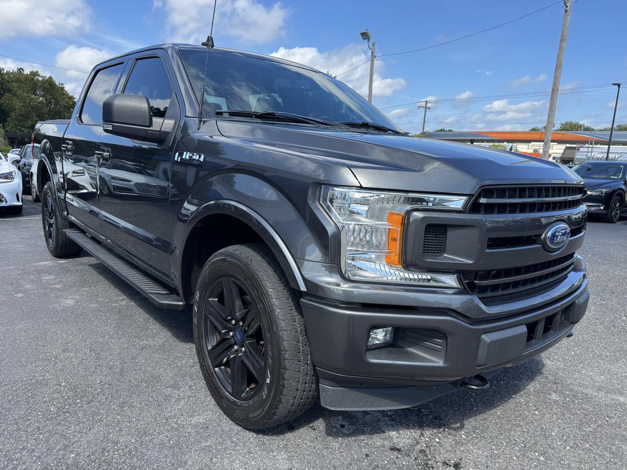 Used 2020 Ford F150 XLT w/ Equipment Group 302A Luxury AWD/4WD image 3