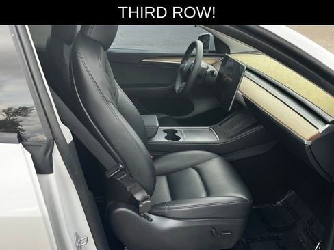 Used 2024 Tesla Model Y Long Range AWD/4WD image 10