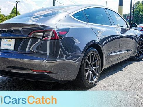Used 2018 Tesla Model 3 Long Range RWD image 5