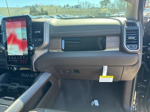 New 2026 RAM 2500 Limited AWD/4WD image 33