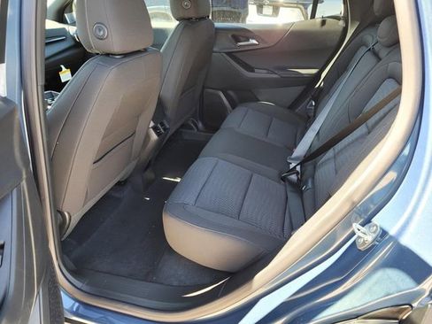 New 2026 Chevrolet Equinox LT image 7