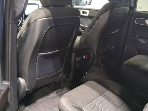 Used 2020 Ford Explorer XLT AWD/4WD image 21