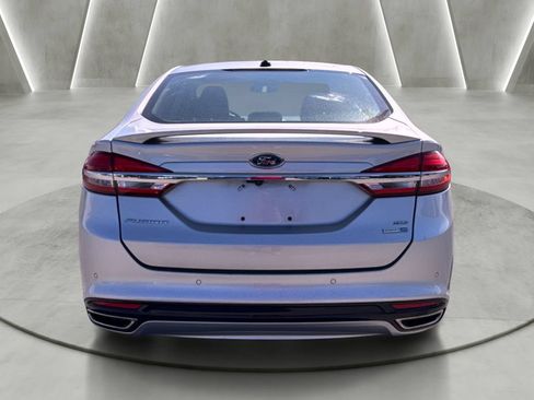 Used 2017 Ford Fusion SE AWD/4WD image 4