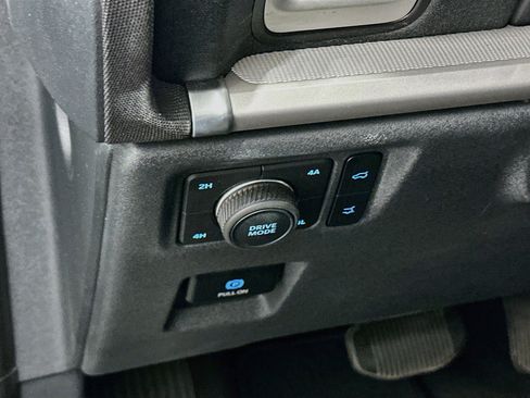 Used 2025 Ford Expedition Active AWD/4WD image 17