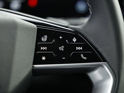 New 2025 Audi Q5 Premium Plus image 33