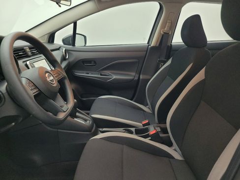 Used 2025 Nissan Versa S w/ Trunk Package FWD image 17