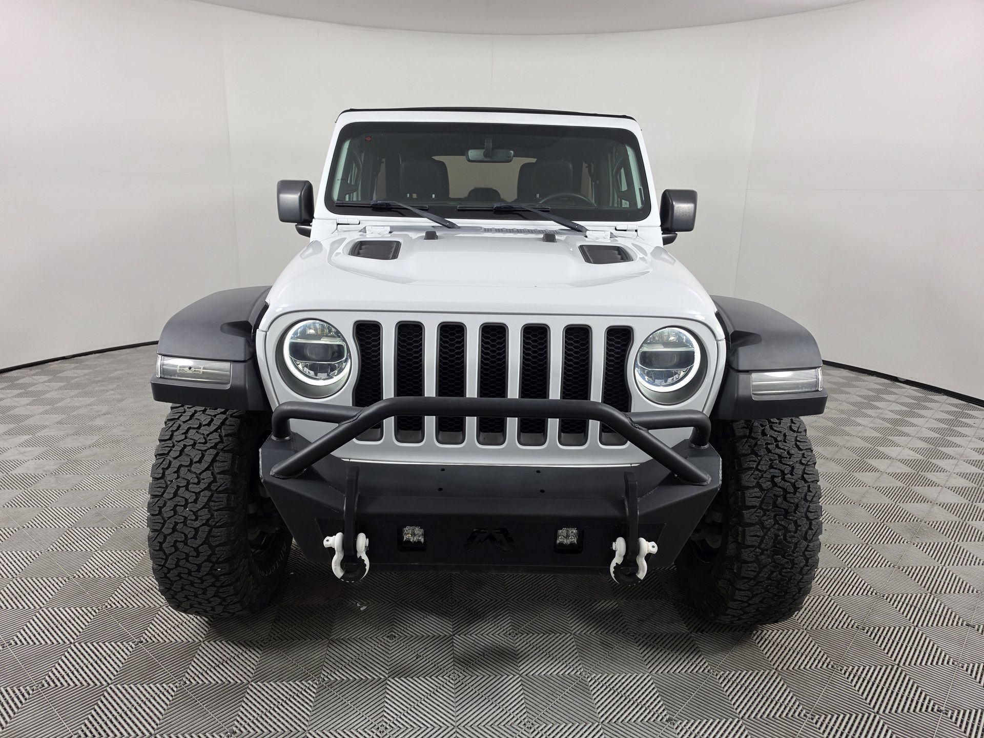 Used 2019 Jeep Wrangler Unlimited Rubicon AWD/4WD image 2