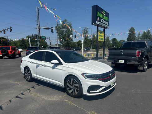 Used 2019 Volkswagen Jetta GLI FWD image 1
