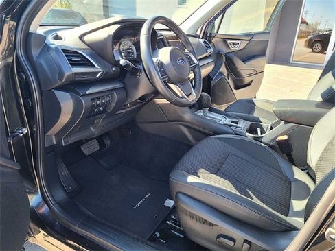 Used 2022 Subaru Forester Premium image 15