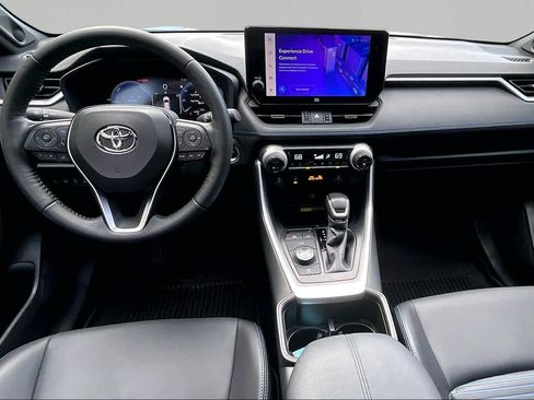 Used 2024 Toyota RAV4 XSE w/ Advanced Technology Package AWD/4WD image 16