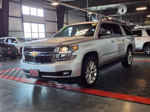 Used 2017 Chevrolet Suburban LT AWD/4WD image 3