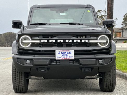 New 2025 Ford Bronco Outer Banks image 8